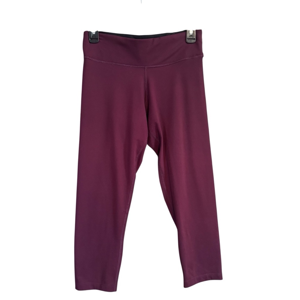 Women’s Victoria’s Secret Ultimate Legging Cropped Burgundy Size Small